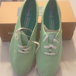 Keds Size 10 Mint Green